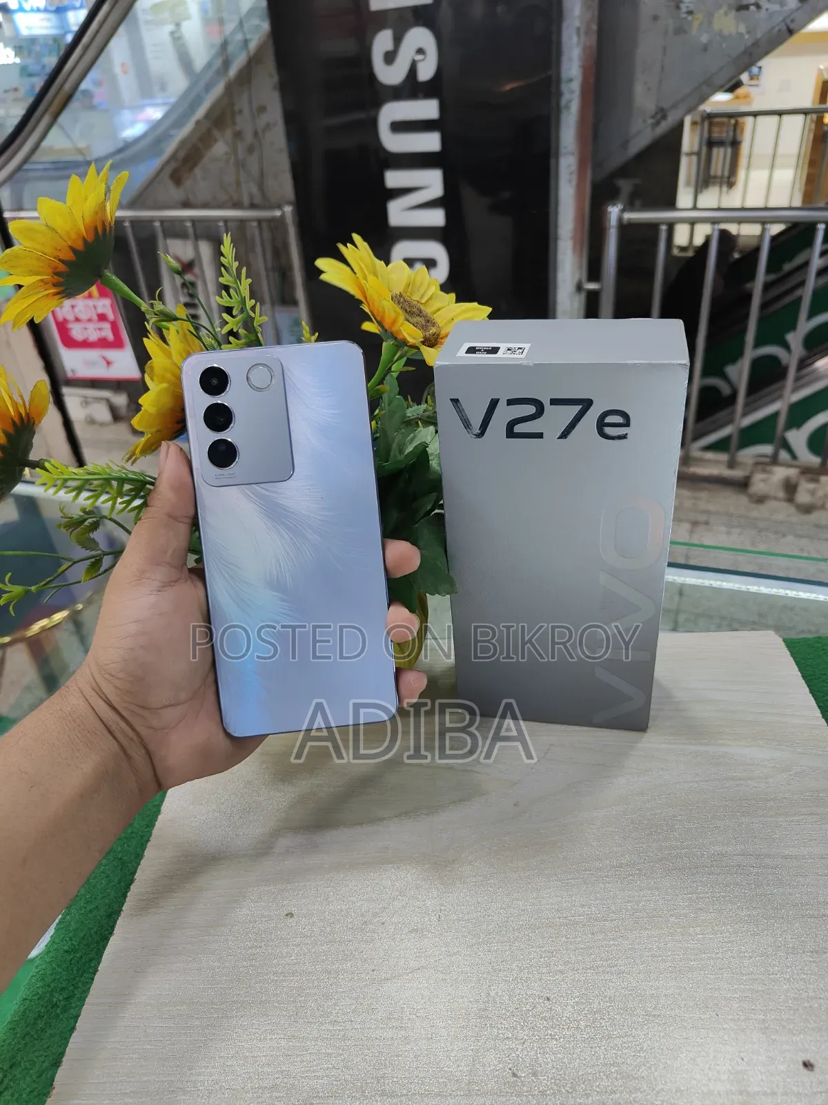 Vivo V27e 256 GB Silver