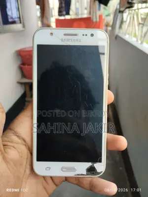 স্যামসাং গ্যালাক্সি জে৫ ১৬ জিবি সাদা