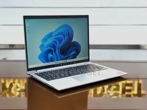নতুন ল্যাপটপ HP Elitebook 830 G11 32GB Intel Core Ultra 5 SSD 512GB