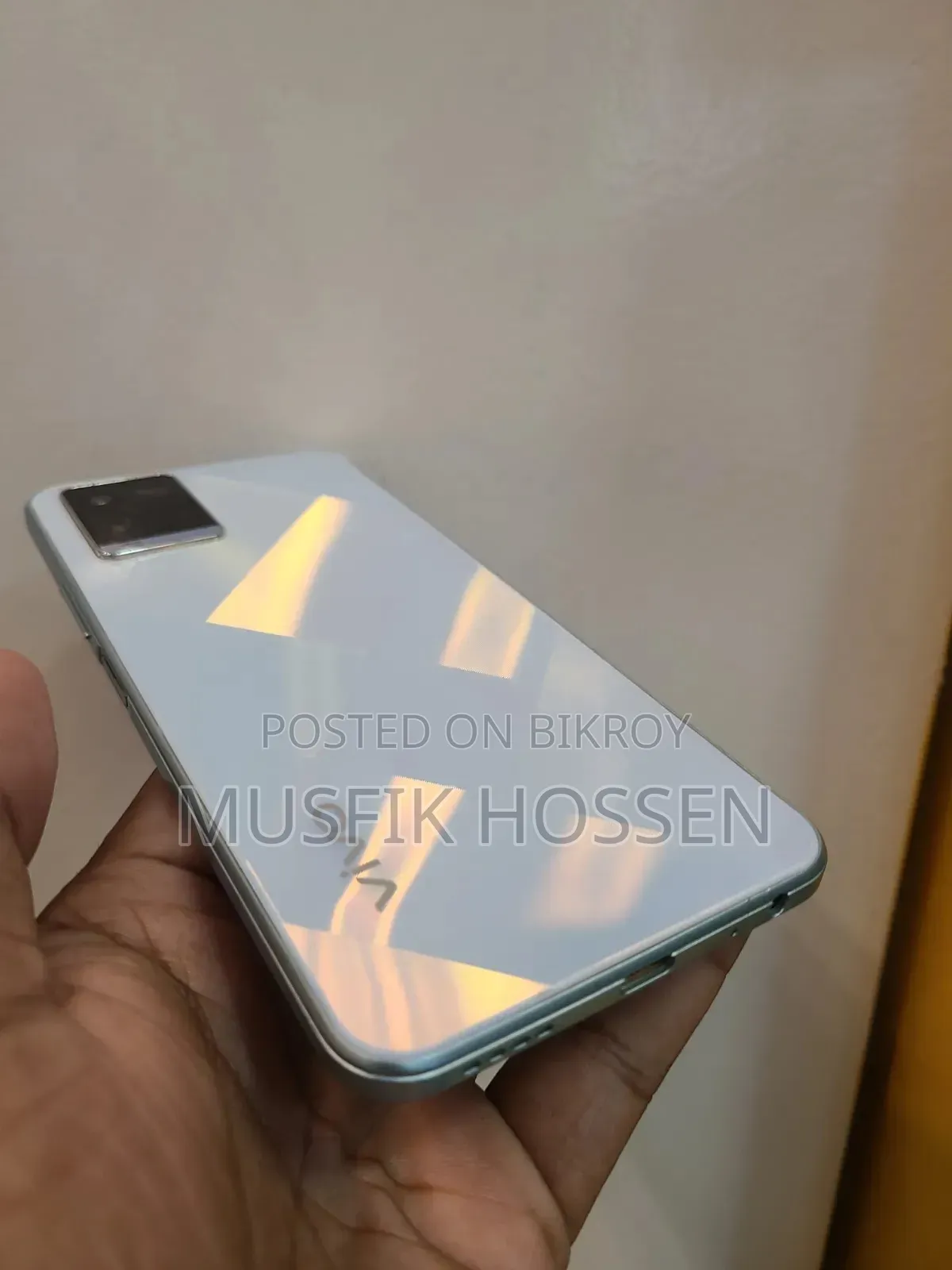 Vivo Y21 64 GB White
