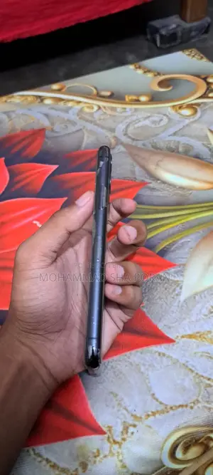 Apple iPhone 11 Pro 64 GB Black