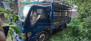 JAC J4 2016 Blue