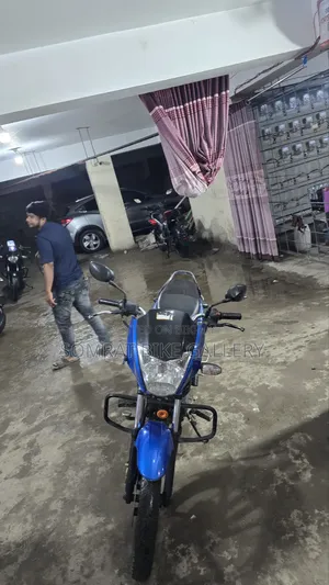 Mahindra Centuro 2017 Blue