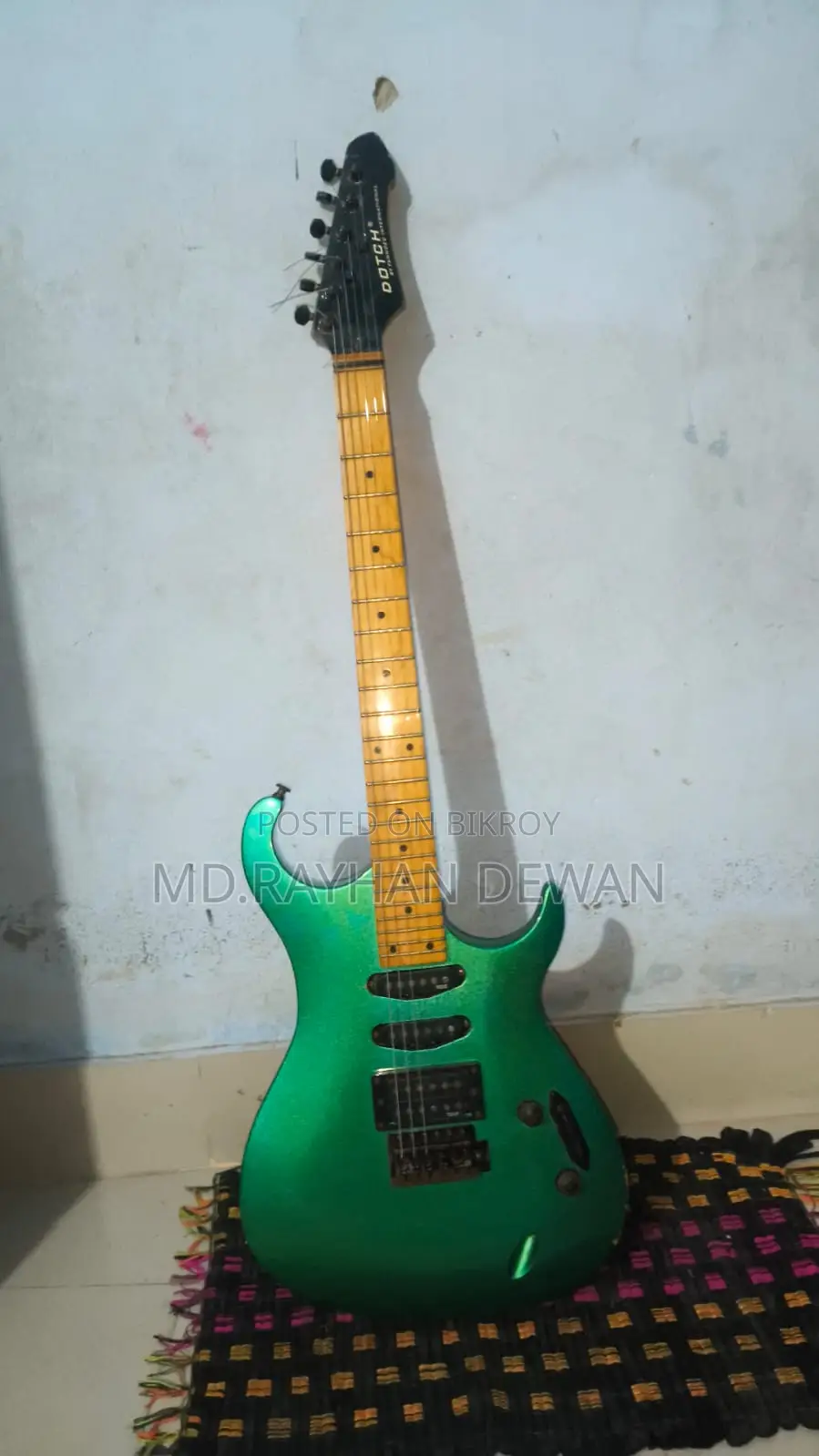 Dotch Lead Guiter Sell