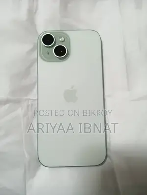 Apple iPhone 15 128 GB Green