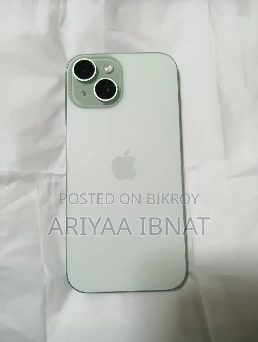 Apple iPhone 15 128 GB Green