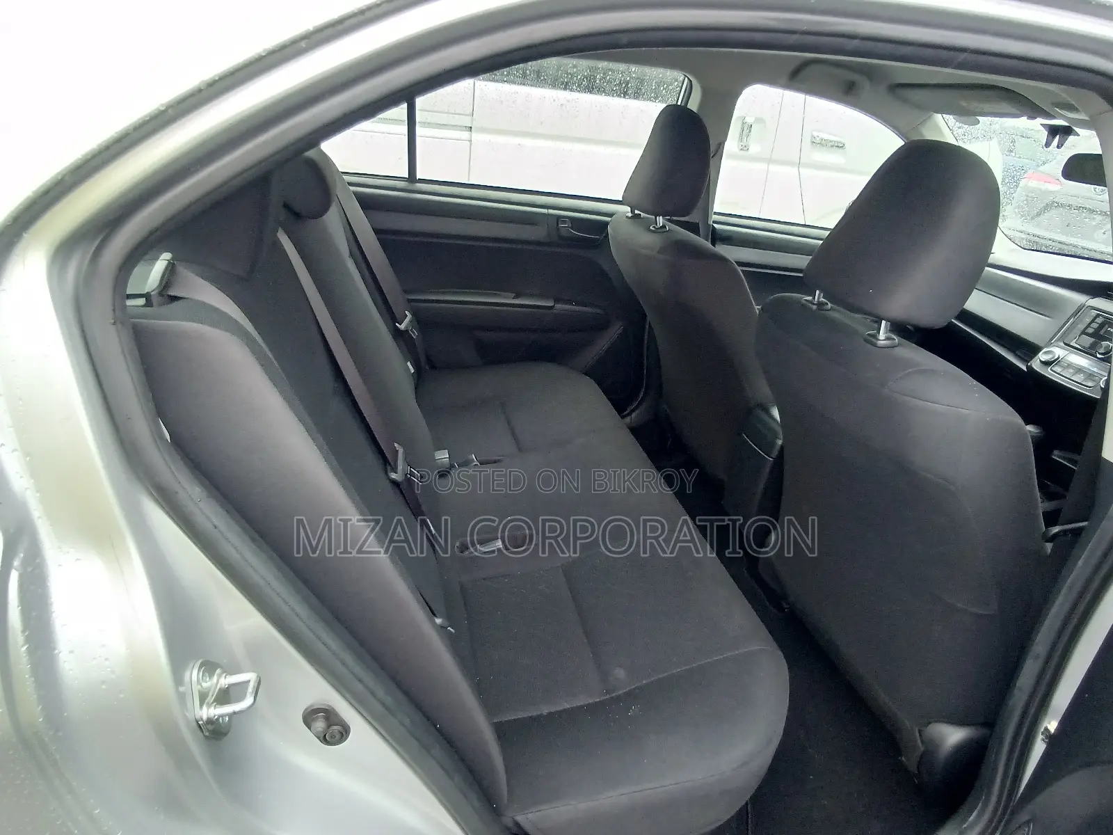 Toyota Axio 2022 Silver