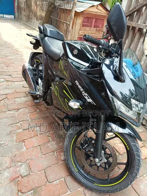 Suzuki Gixxer SF FI 2025 Black