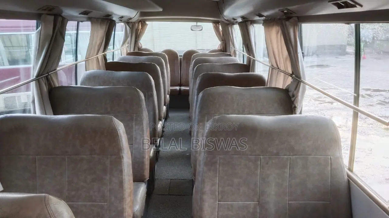Mitsubishi Fuso Rosa 2018 White