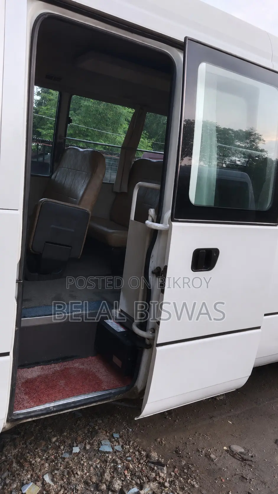 Mitsubishi Fuso Rosa 2018 White