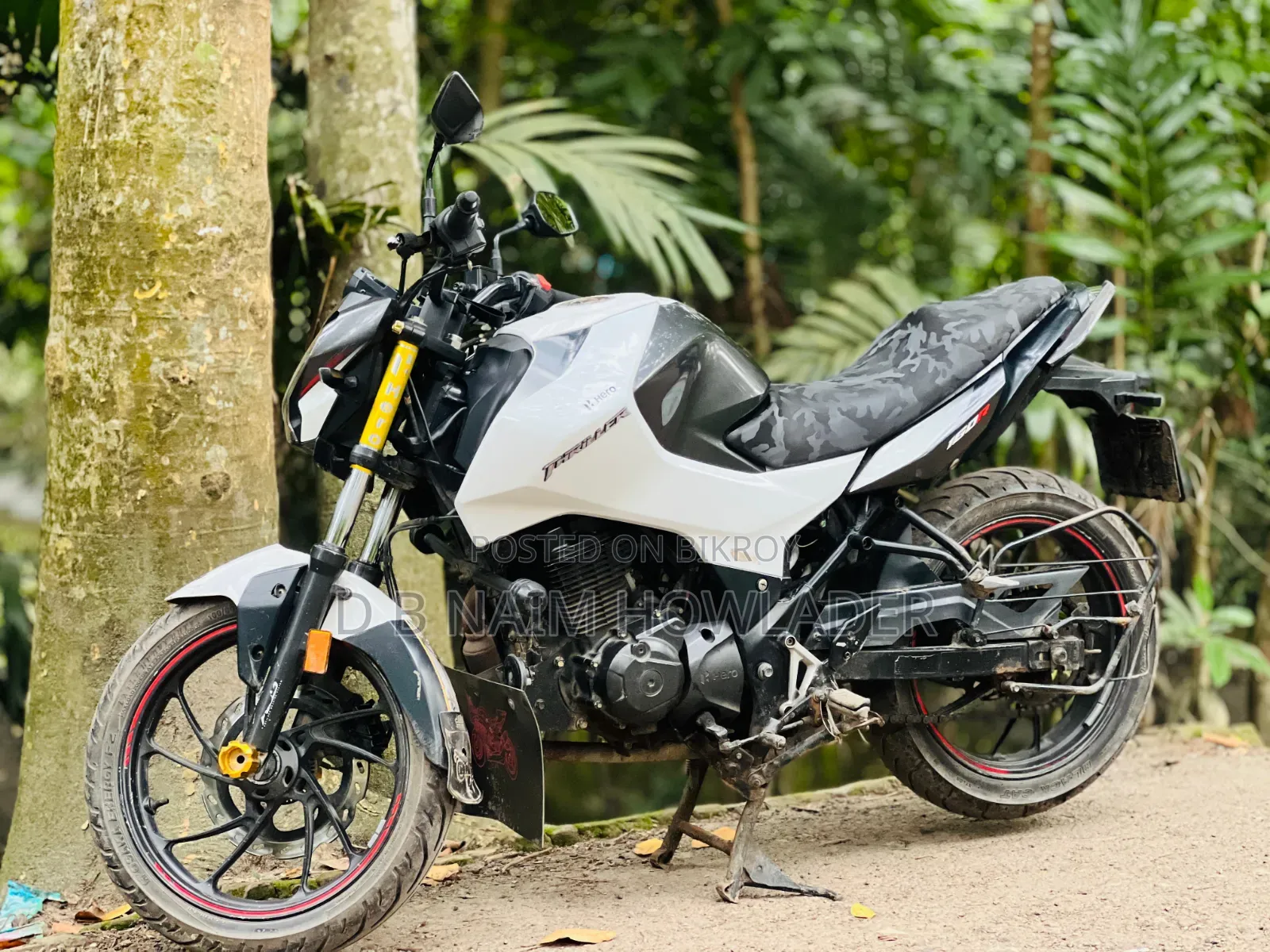 Hero Thriller 160R 2021 White