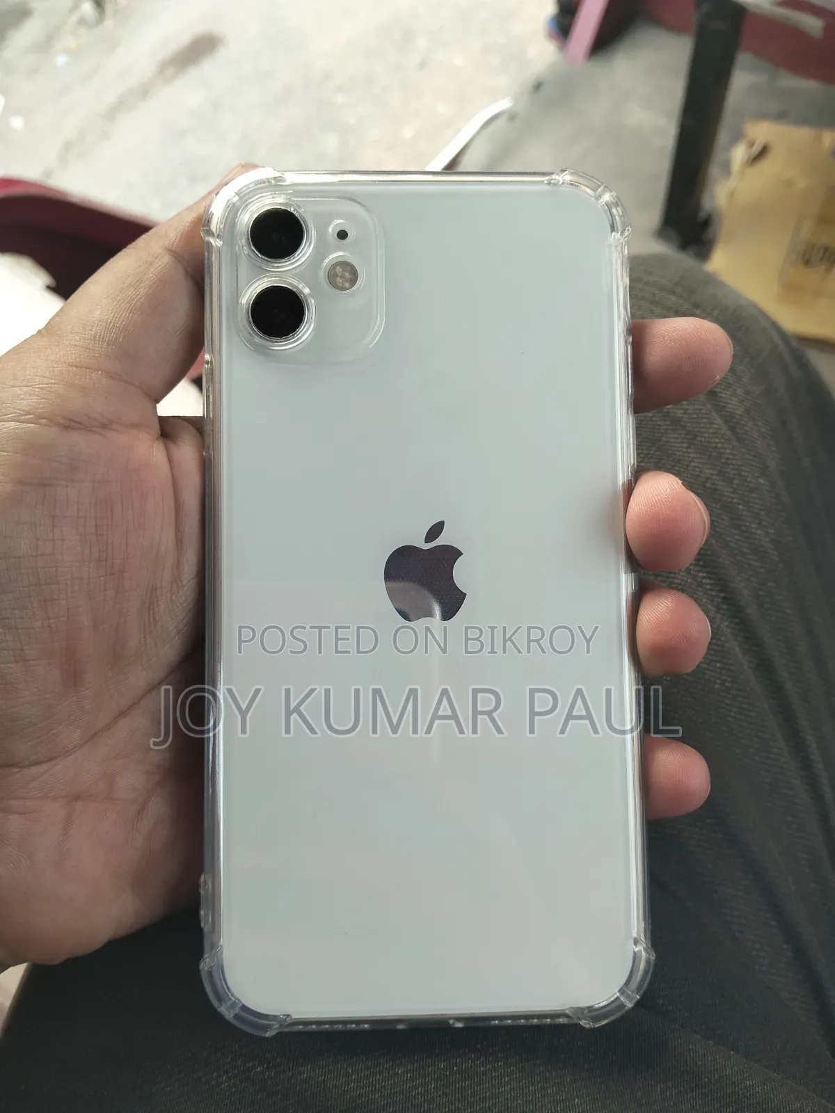 Apple iPhone 11 64 GB Gold