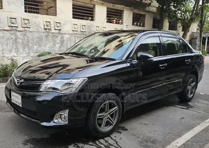 টয়োটা এক্সিও ২০১৩ কালো
