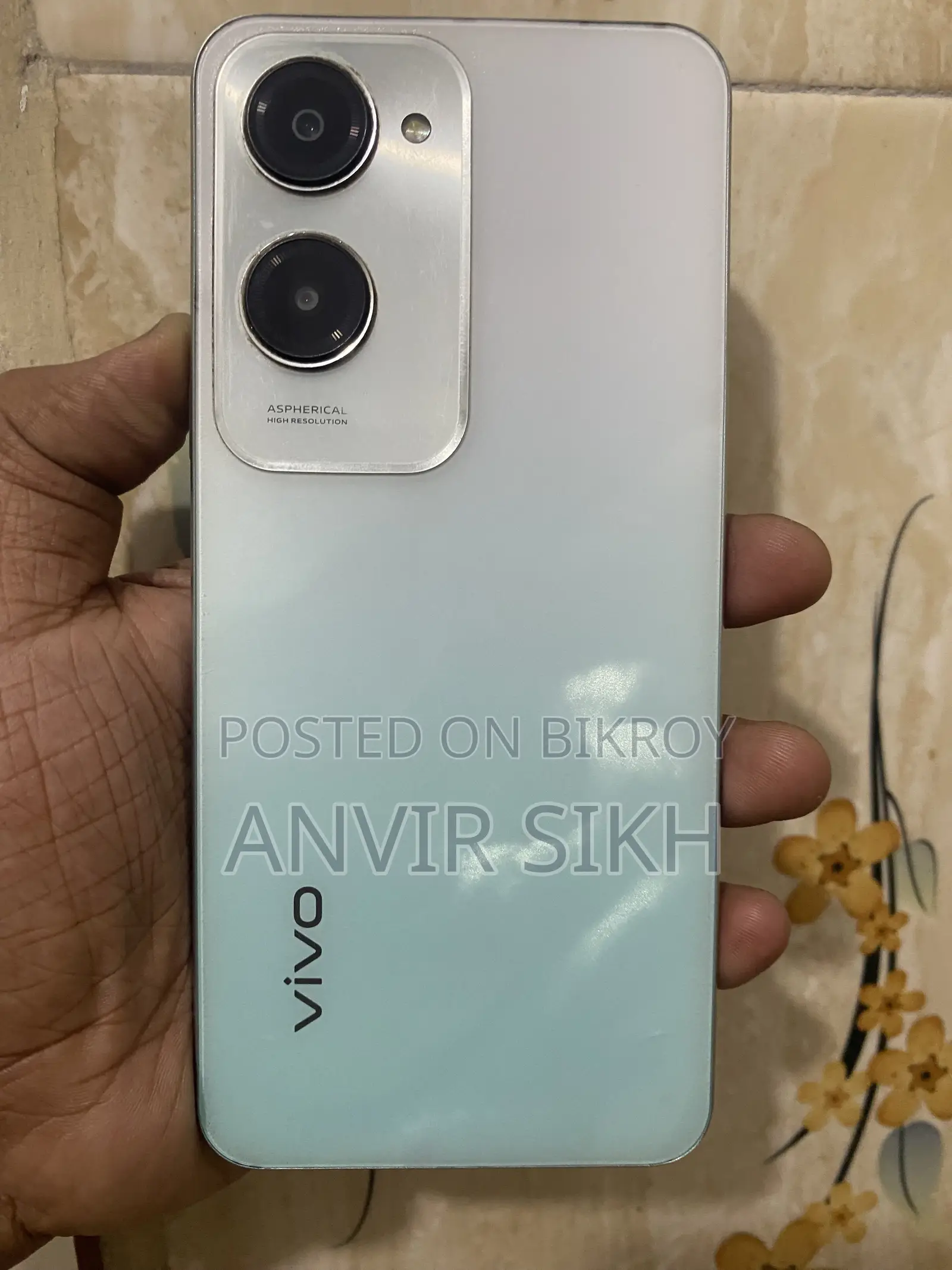 Vivo Y18 128 GB White