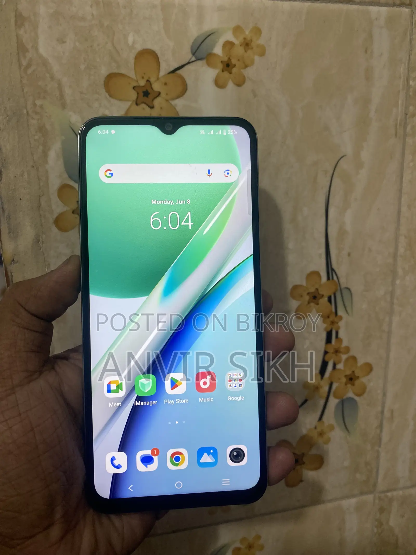 Vivo Y18 128 GB White