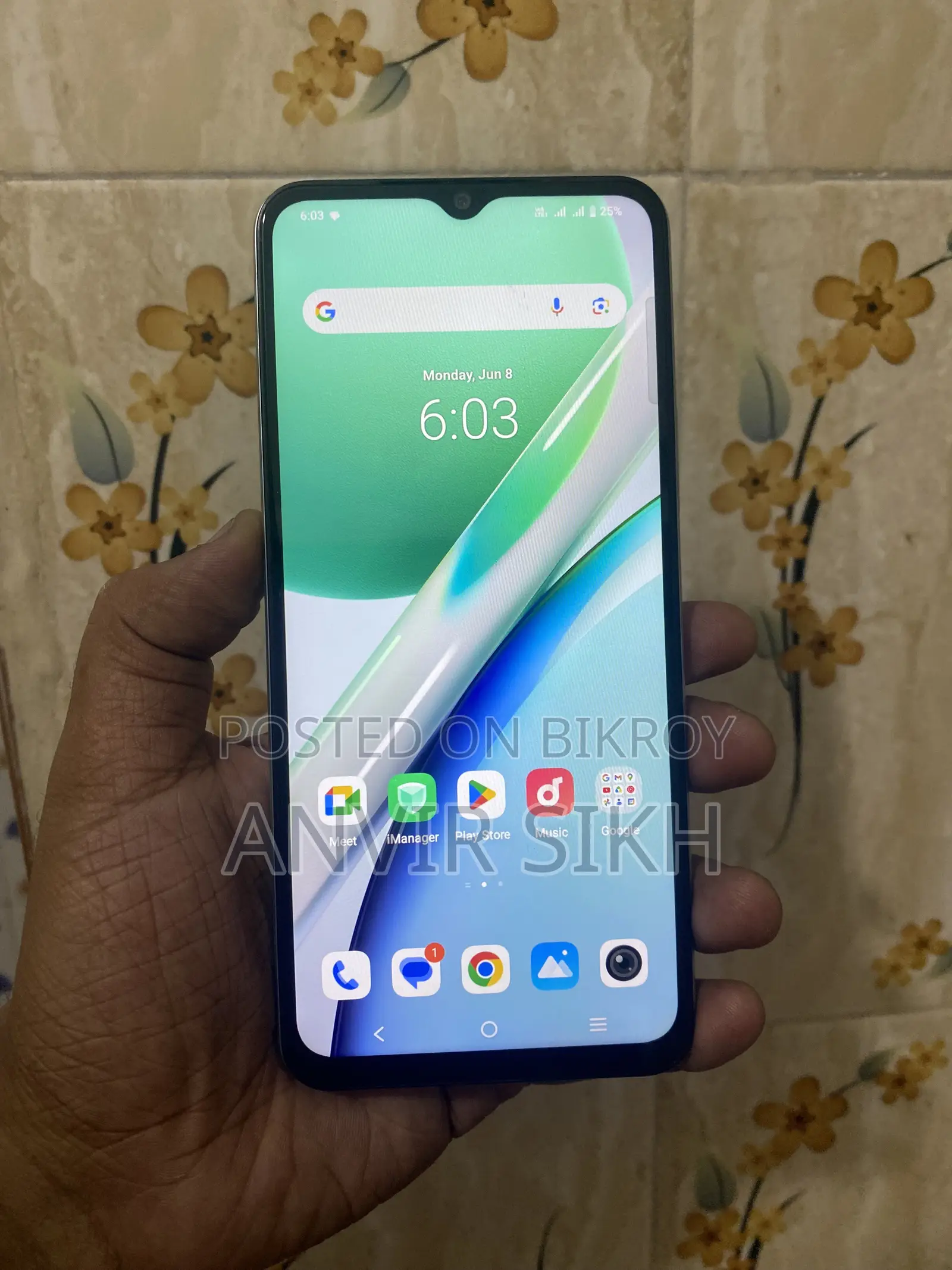 Vivo Y18 128 GB White
