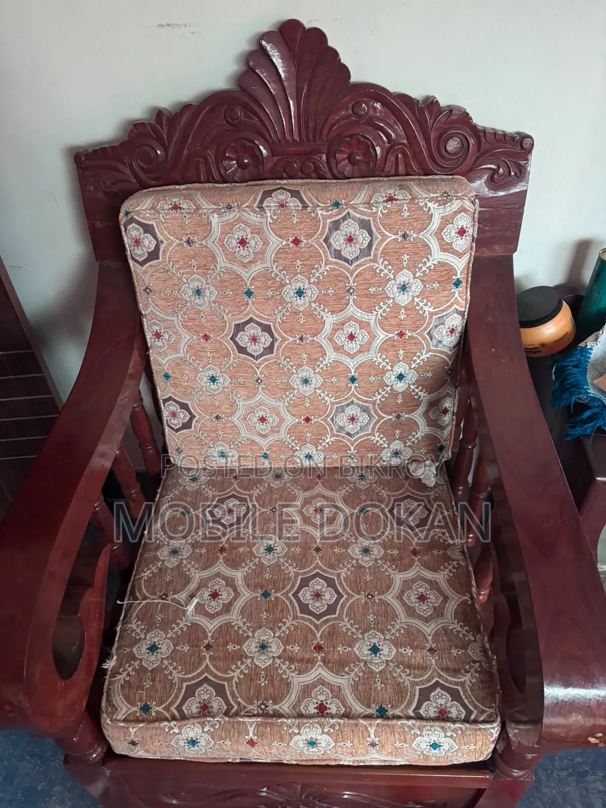 ঐতিহ্যবাহী সলিড কাঠের ৮ সোফা