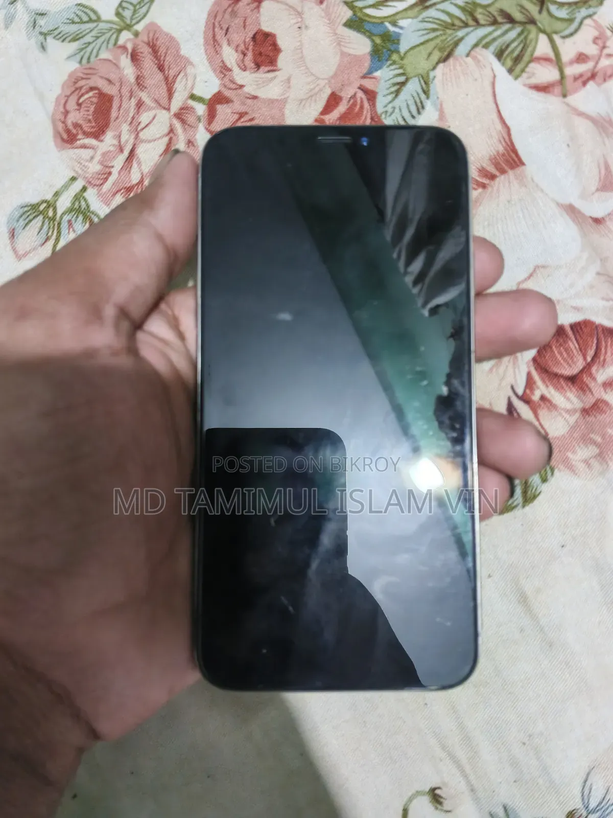 অ্যাপল আইফোন এক্স ২৫৬ জিবি হোয়াইট