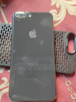 New Apple iPhone 8 Plus 64 GB Black