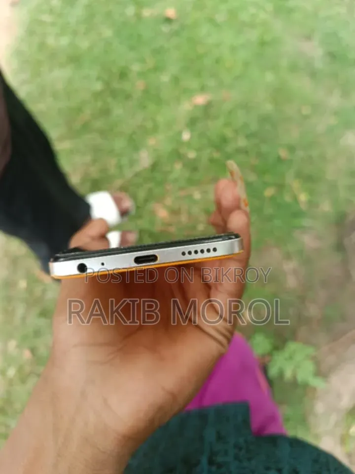 Tecno Spark 20 Pro Plus 256 GB Orange