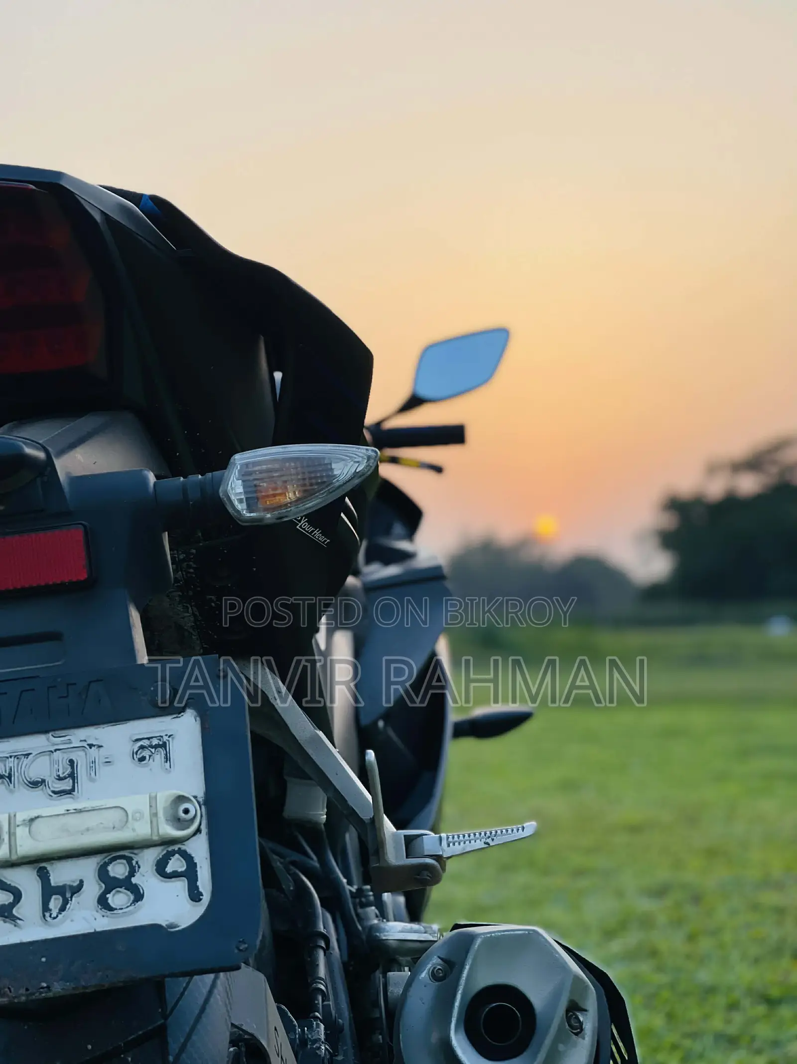 ইয়ামাহা আর৩ ২০২১ কালো