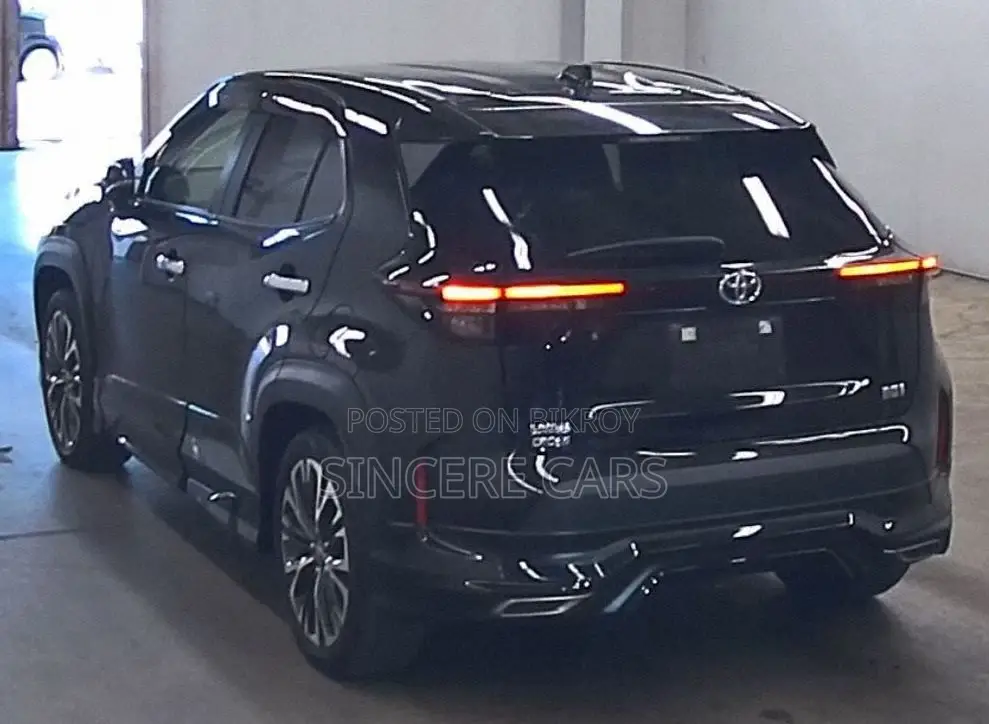 Toyota Yaris Cross 2022 Black