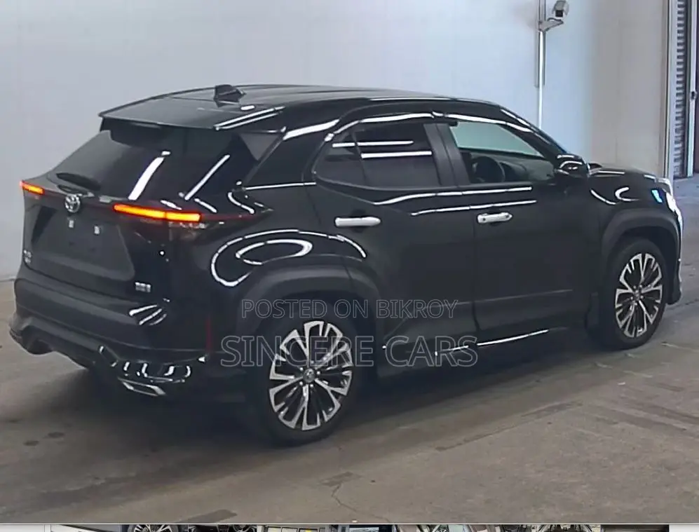 Toyota Yaris Cross 2022 Black