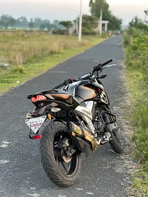 TVS Apache 160 4V 2021 Black