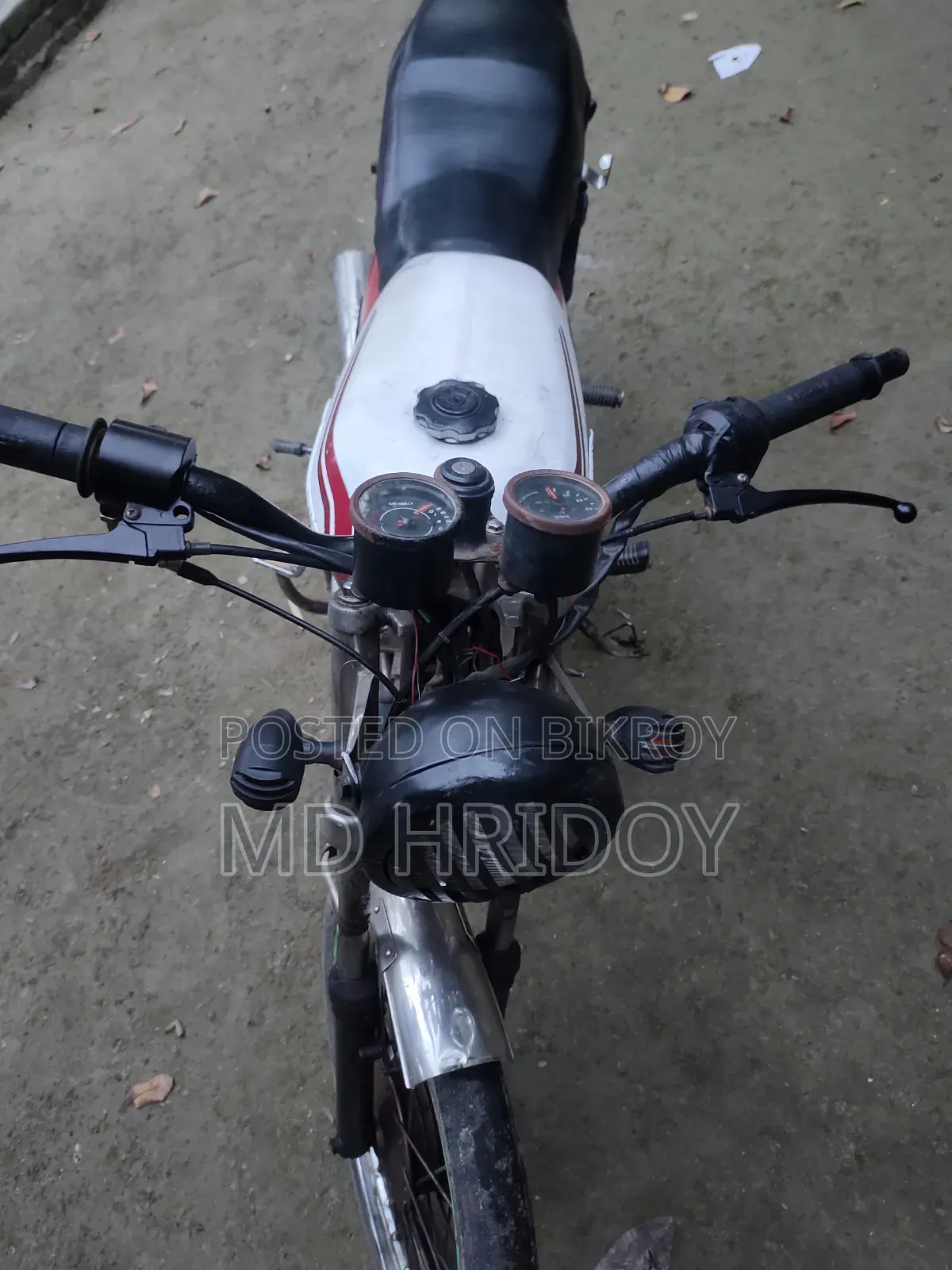 মোটরসাইকেল ২০০৮ লাল
