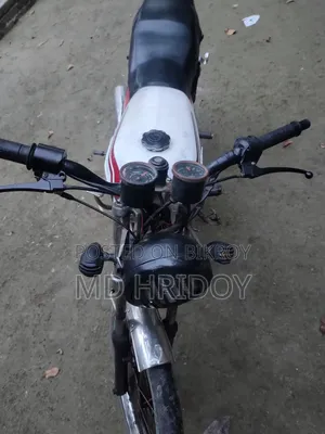 মোটরসাইকেল ২০০৮ লাল