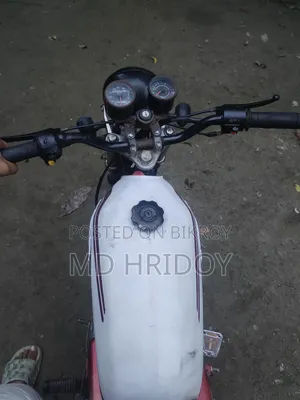 মোটরসাইকেল ২০০৮ লাল
