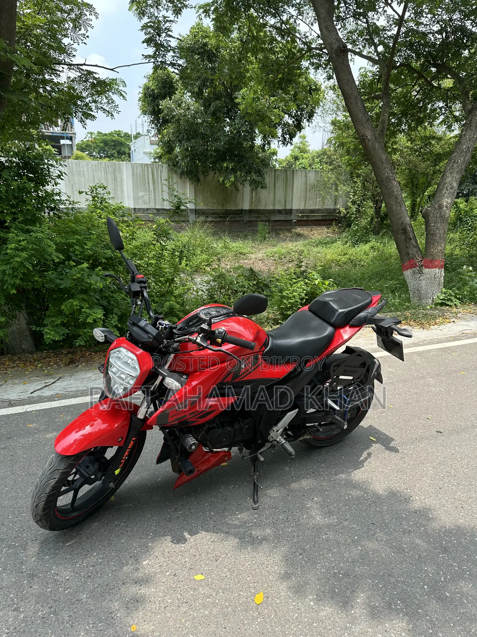 Suzuki 2023 Red