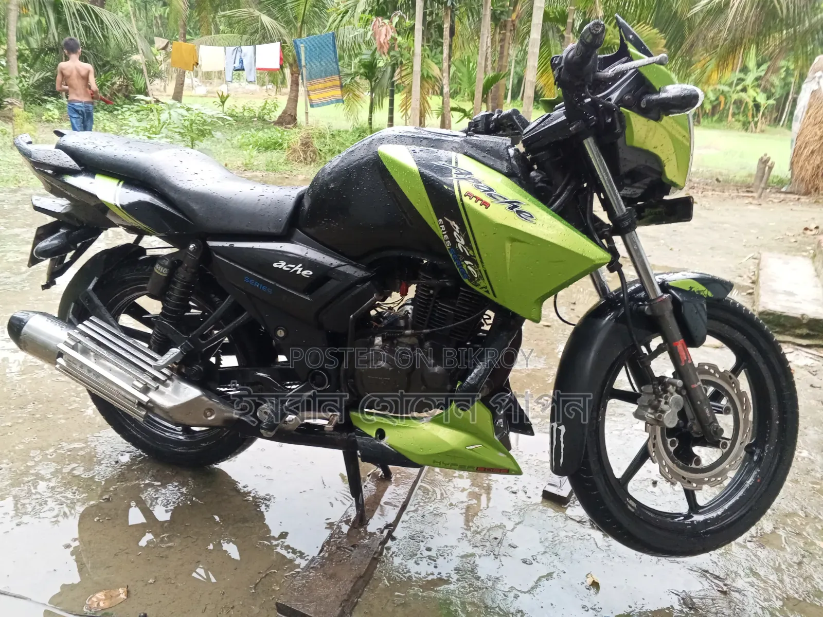 New TVS Apache RTR 160 2v Refresh X-Connect 2020 Blue