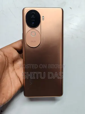 Vivo V40e 128 GB Gold