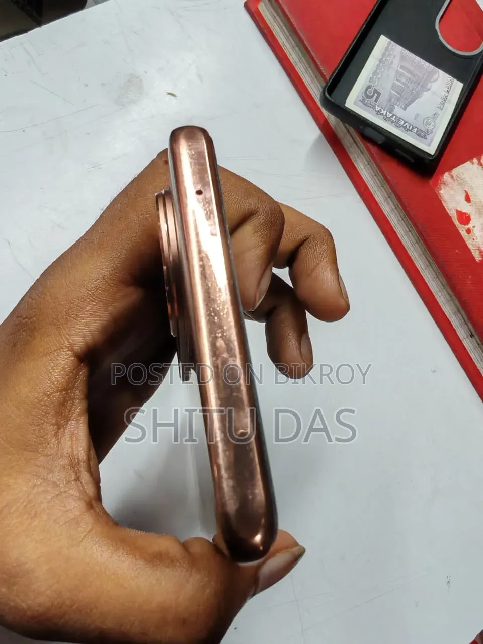 Vivo V40e 128 GB Gold