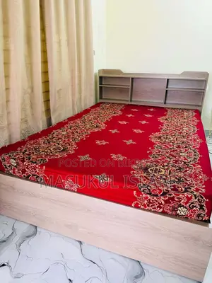 King Size Bed With Mattress