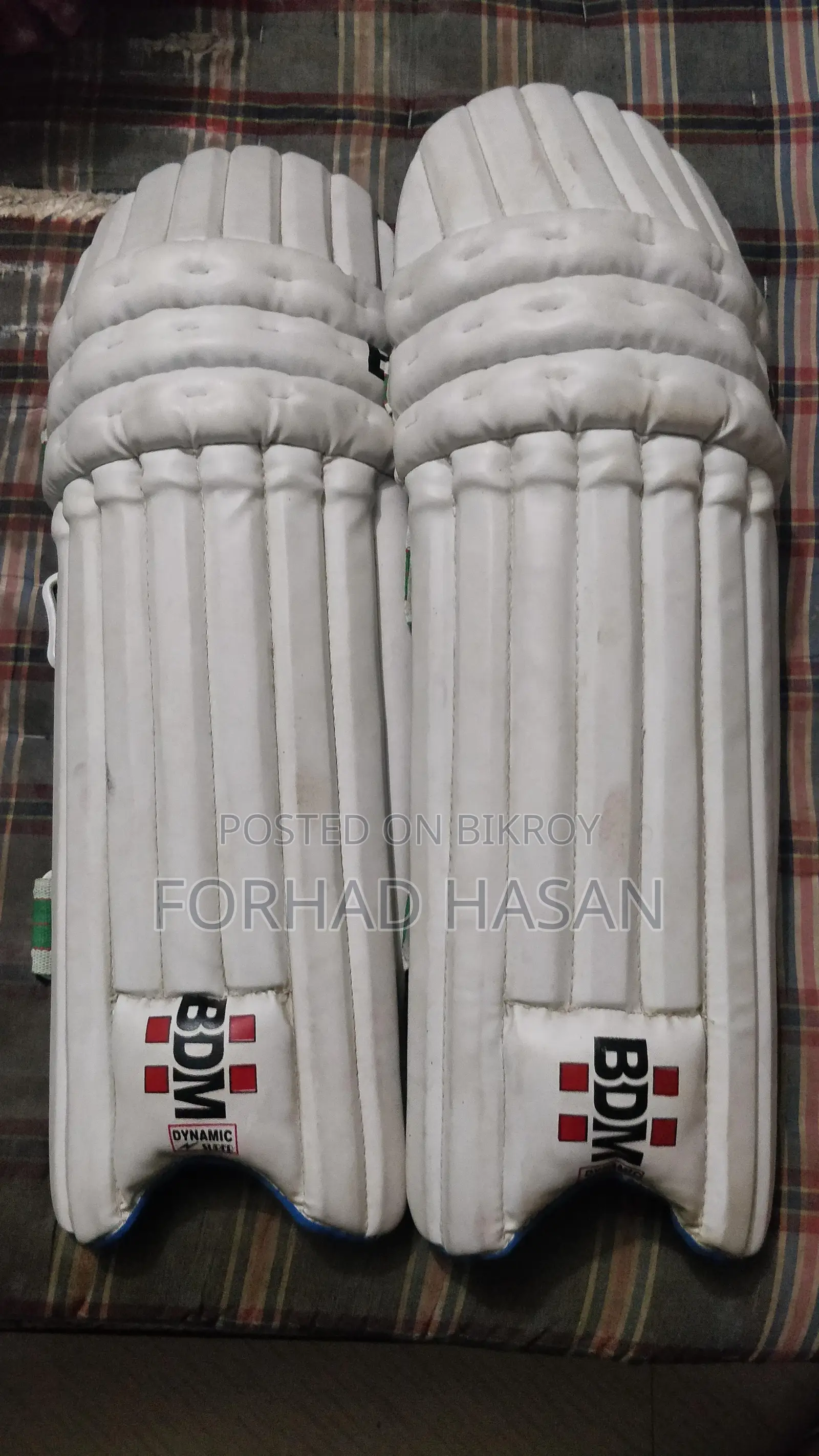 ক্রিকেট ব্যাটিং প্যাড (নতুনের মতো)