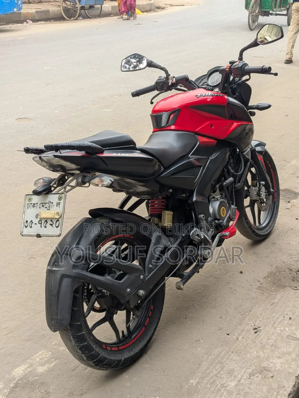 বাজাজ পালসার এনএস ১৬০ ২০১৮ রেড