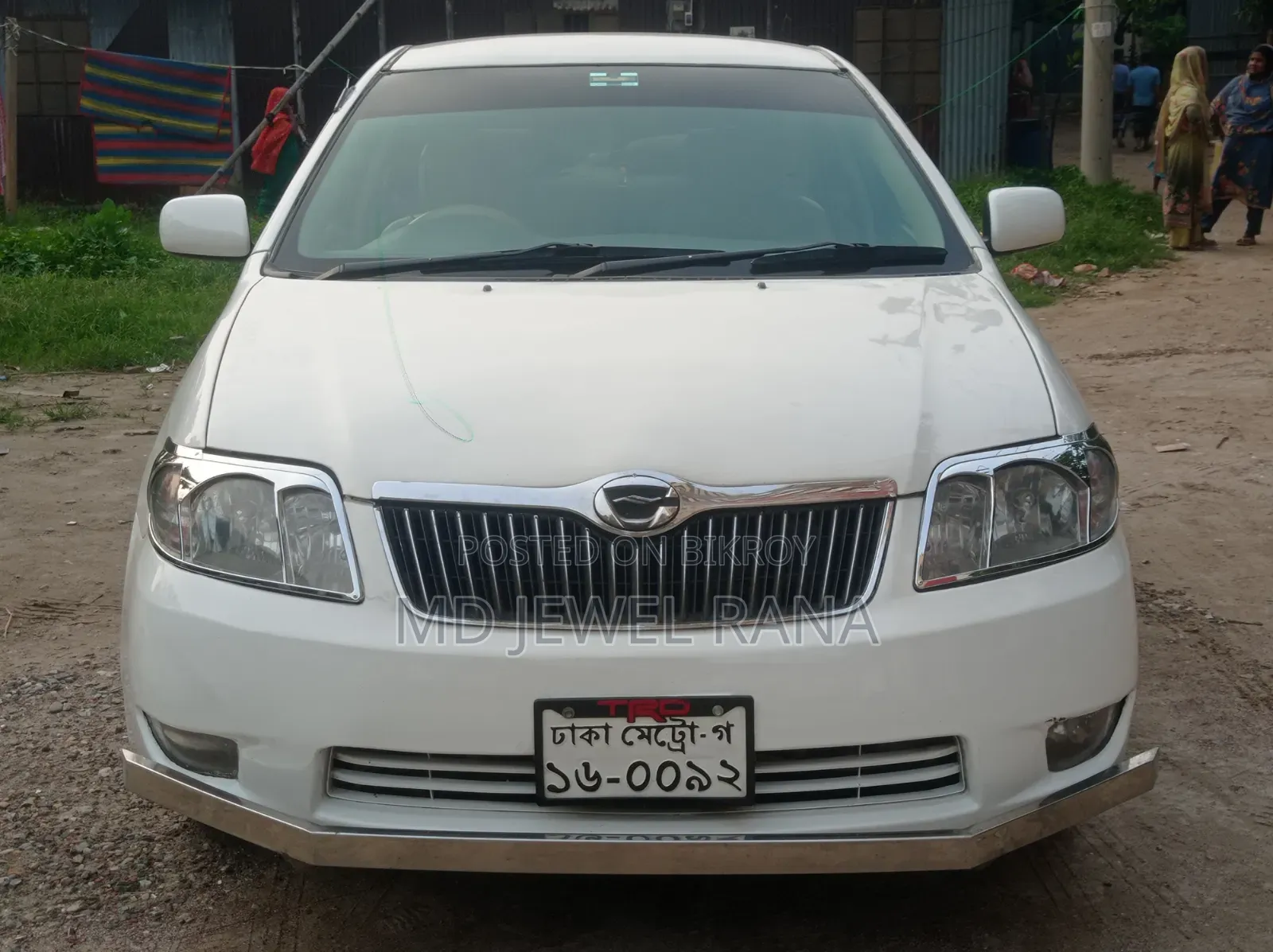 Toyota Corolla 2000 White