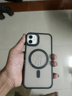অ্যাপল আইফোন ১১ ৬৪ জিবি হোয়াইট