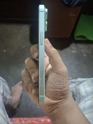 Apple iPhone 15 256 GB Green