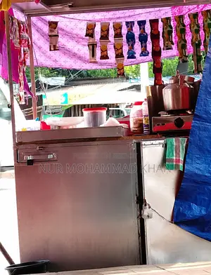 Food court for urgent sale
