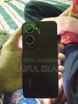 Vivo Y18 128 GB Bronze