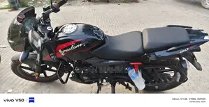 বাজাজ পালসার ১৫০ ২০২৫ কালো