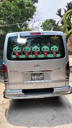 Toyota HiAce 2009 Silver