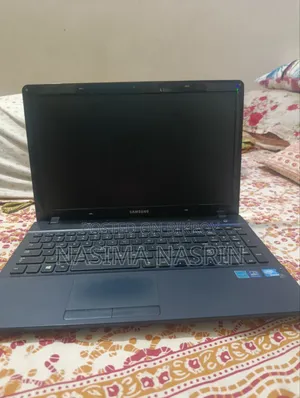 Laptop Samsung 3GB SSD 128GB