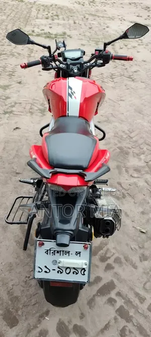 TVS Apache 160 4V 2021 Red