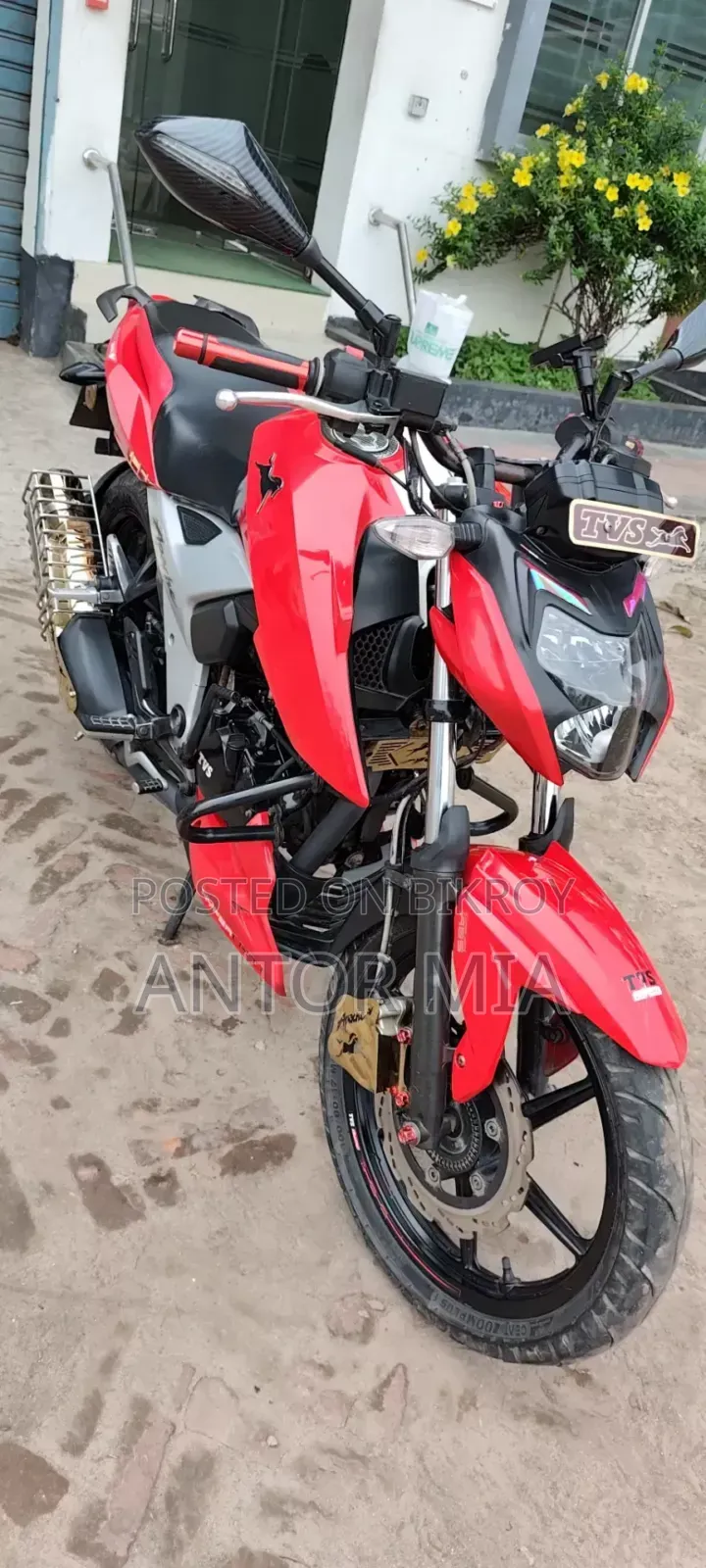 TVS Apache 160 4V 2021 Red
