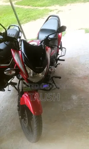 Honda CB 2022 Red