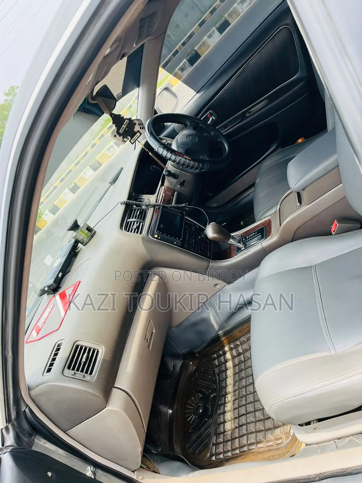 Toyota Mark II 2.0 (X80) 1996 Gray